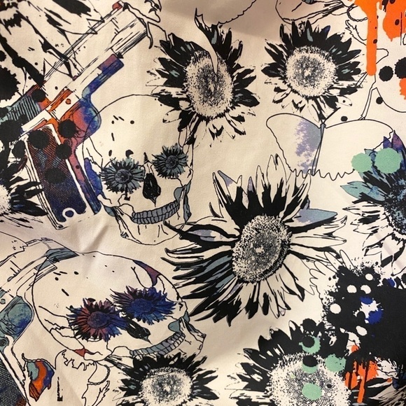 MAMBO Australia SKULL / Pistol Gun Board Shorts XL - Picture 2 of 7